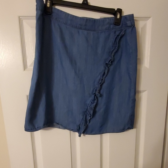 JEAN RUFFLE SKIRT - Picture 1 of 2